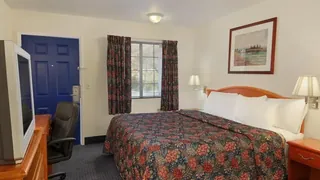 Days Inn by Wyndham KU Lawrence