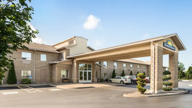Days Inn by Wyndham Leamington photo 4