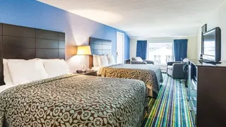 Days Inn by Wyndham Lincoln