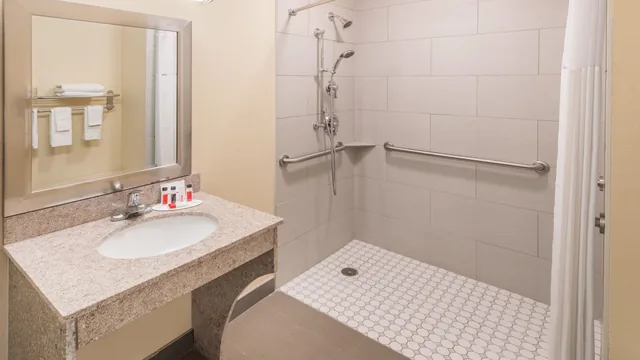 Days Inn by Wyndham Madison photo 6