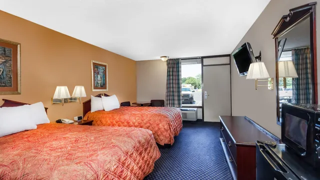 Days Inn by Wyndham Martin photo 5