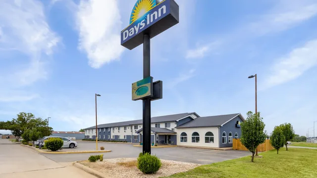 Days Inn by Wyndham Miami photo 12