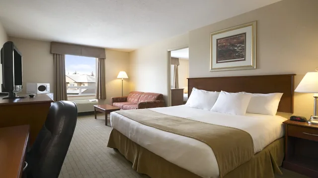 Days Inn by Wyndham Moose Jaw photo 5