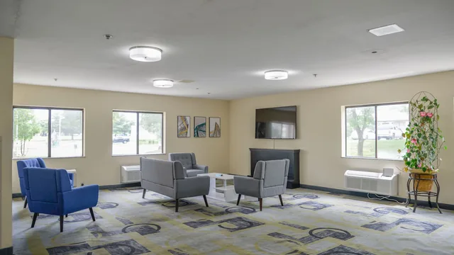 Days Inn by Wyndham Mount Vernon photo 8