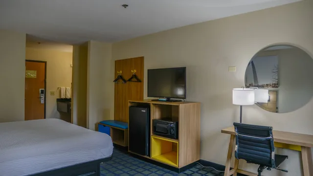 Days Inn by Wyndham Mount Vernon photo 11