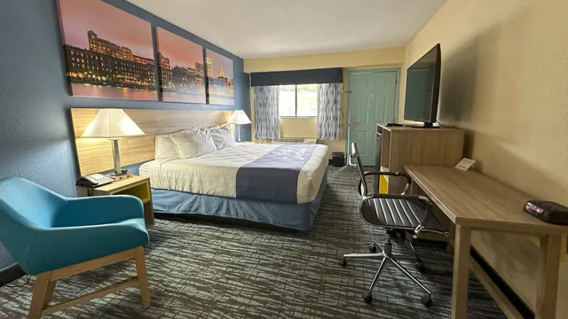 Days Inn by Wyndham Renfro Valley Mount Vernon photo 7