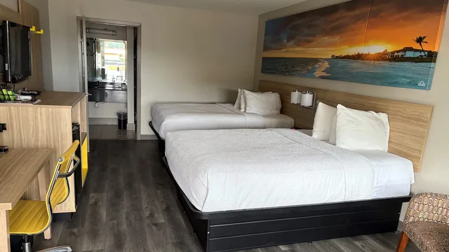 Days Inn by Wyndham Natchitoches photo 11