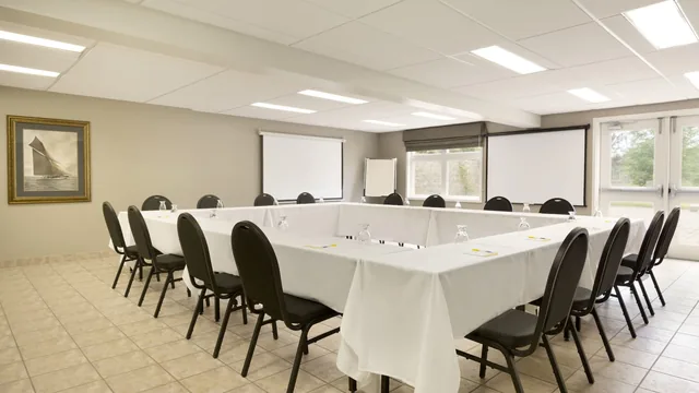 Days Inn by Wyndham Orillia photo 11