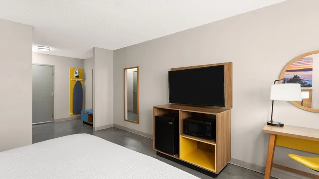 Days Inn by Wyndham Rawlins photo 6