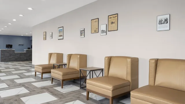 Days Inn by Wyndham Rawlins photo 9