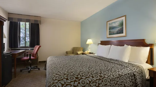 Days Inn by Wyndham Reading Wyomissing photo 9