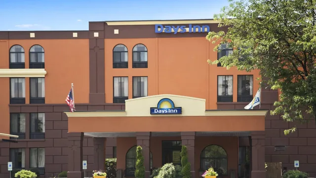 Days Inn by Wyndham Reading Wyomissing photo 10