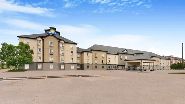 Days Inn by Wyndham Regina photo 1