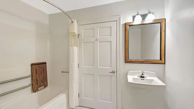 Days Inn by Wyndham Ridgefield photo 9
