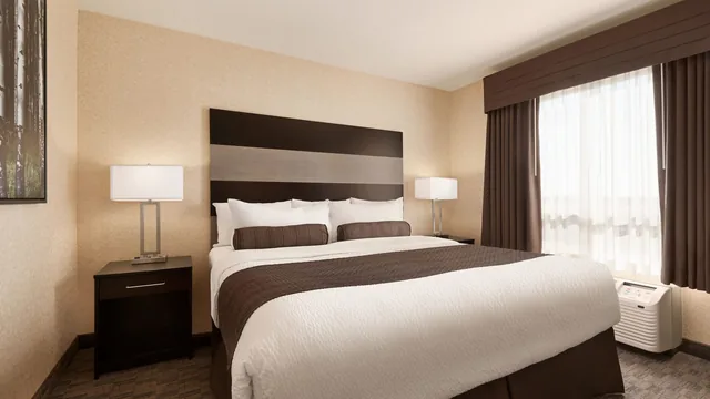 Days Inn by Wyndham Saskatoon photo 5
