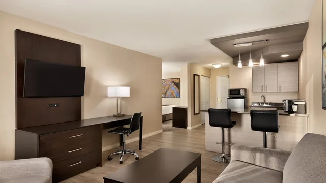 Days Inn by Wyndham Saskatoon photo 8