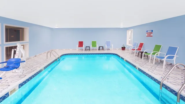 Days Inn by Wyndham Springfield photo 8
