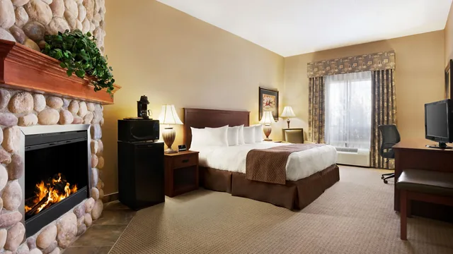 Days Inn & Suites by Wyndham Strathmore photo 12