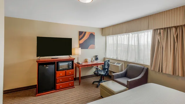 Days Inn by Wyndham Terrace photo 10