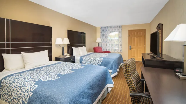 Days Inn by Wyndham Thomaston photo 6