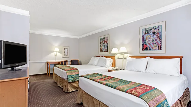 Days Inn by Wyndham Tucson City Center photo 3