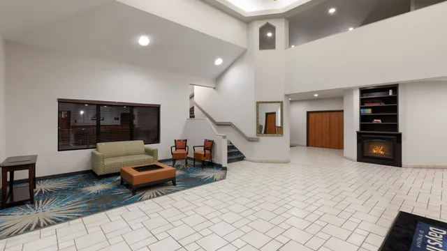 Days Inn by Wyndham Tulsa Central photo 10