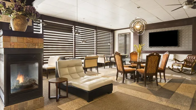 Days Inn by Wyndham Vermilion photo 6