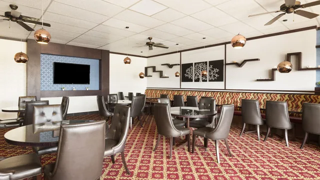 Days Inn by Wyndham Vermilion photo 10