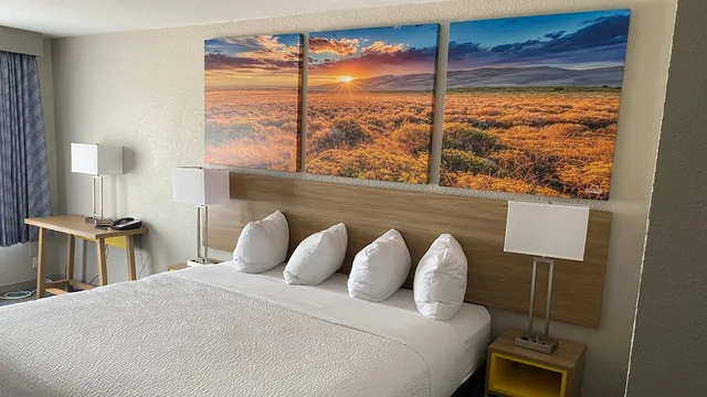Days Inn by Wyndham Waco University Area photo 1