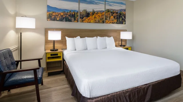 Days Inn by Wyndham Winchester photo 4