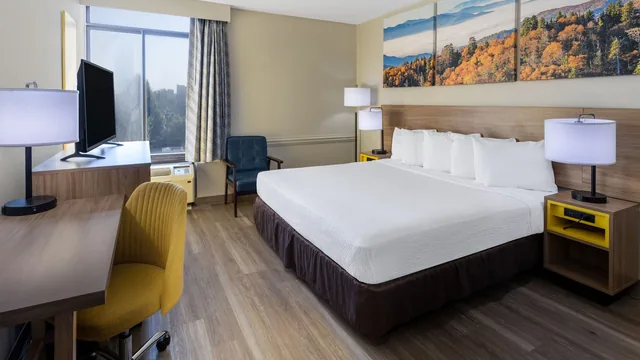 Days Inn by Wyndham Winchester photo 12