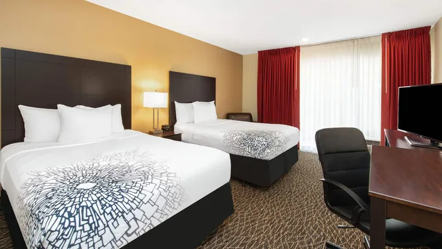 La Quinta Inn by Wyndham Clearwater Central photo 5