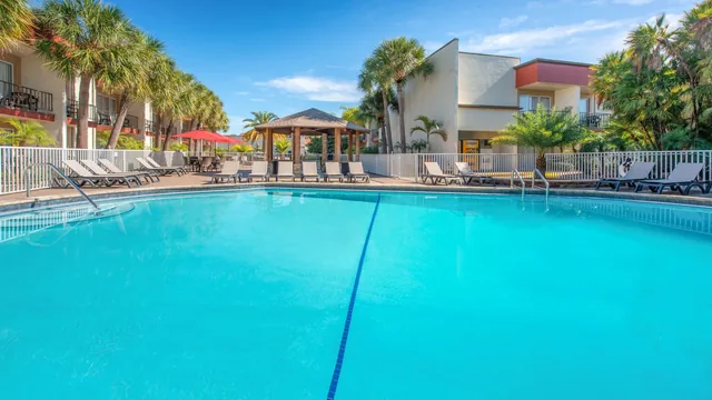 La Quinta Inn by Wyndham Clearwater Central photo 11