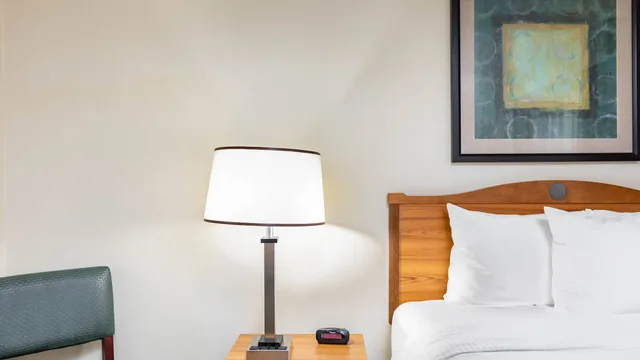 La Quinta Inn & Suites by Wyndham El Paso East photo 6