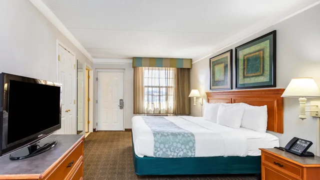 La Quinta Inn by Wyndham El Paso West photo 6
