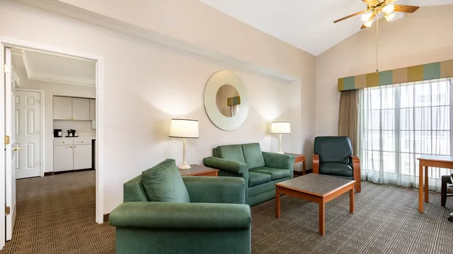 La Quinta Inn by Wyndham El Paso West photo 8