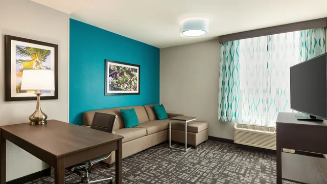 La Quinta by Wyndham Gainesville photo 5