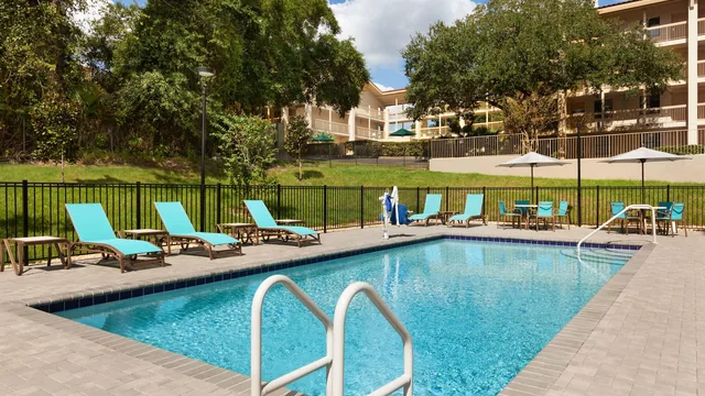 La Quinta by Wyndham Gainesville photo 11