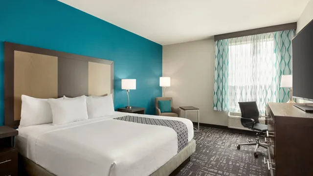 La Quinta by Wyndham Gainesville photo 12