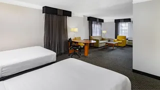 La Quinta Inn by Wyndham Laredo I-35