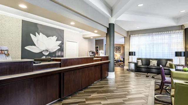 La Quinta Inn & Suites by Wyndham Myrtle Beach Broadway Area photo 12