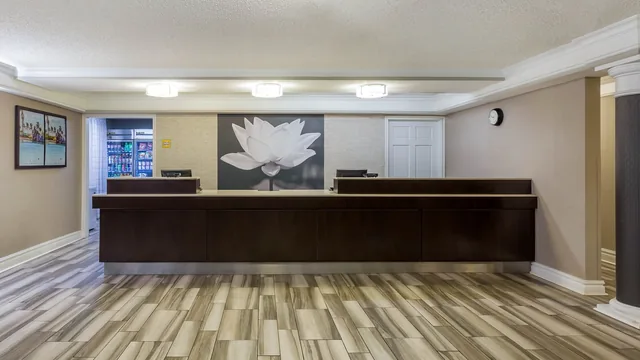 La Quinta Inn by Wyndham Odessa photo 8