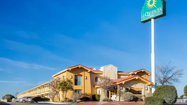 La Quinta Inn by Wyndham Odessa photo 11