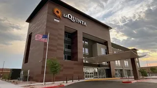 La Quinta Inn & Suites by Wyndham Phoenix West / Glendale