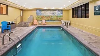 La Quinta Inn & Suites by Wyndham Salina