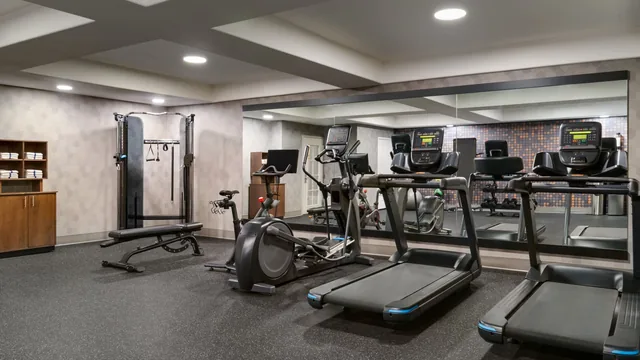 La Quinta Inn & Suites by Wyndham Stephenville photo 4