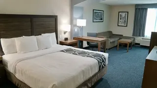 La Quinta Inn & Suites by Wyndham Tomball