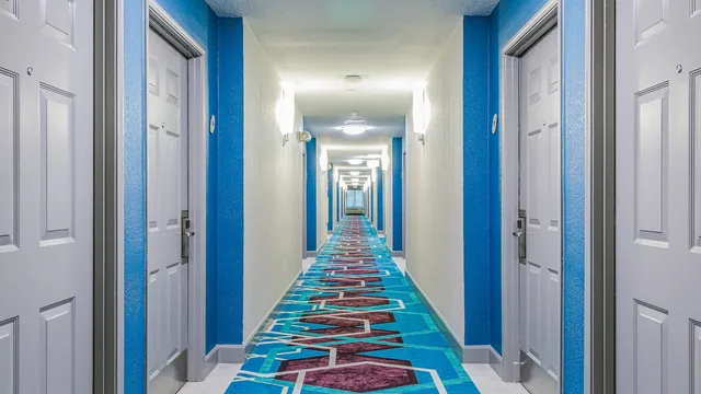 La Quinta Inn & Suites by Wyndham Tomball photo 8
