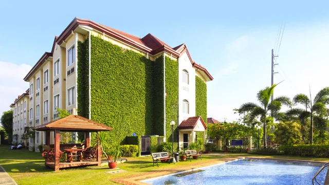 Microtel by Wyndham Batangas photo 9