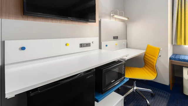 Microtel Inn & Suites by Wyndham Dover photo 5